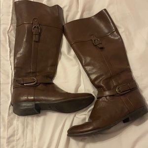 Women’s tall buckle boots